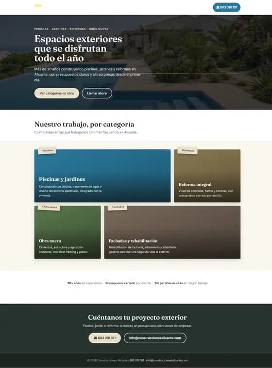 Maqueta de propuesta para una empresa de obra y piscinas: portada con piscina exterior y rejilla de categorías en bloques de color.